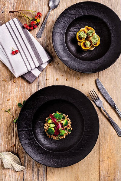Black Deep Plate 24cm O852