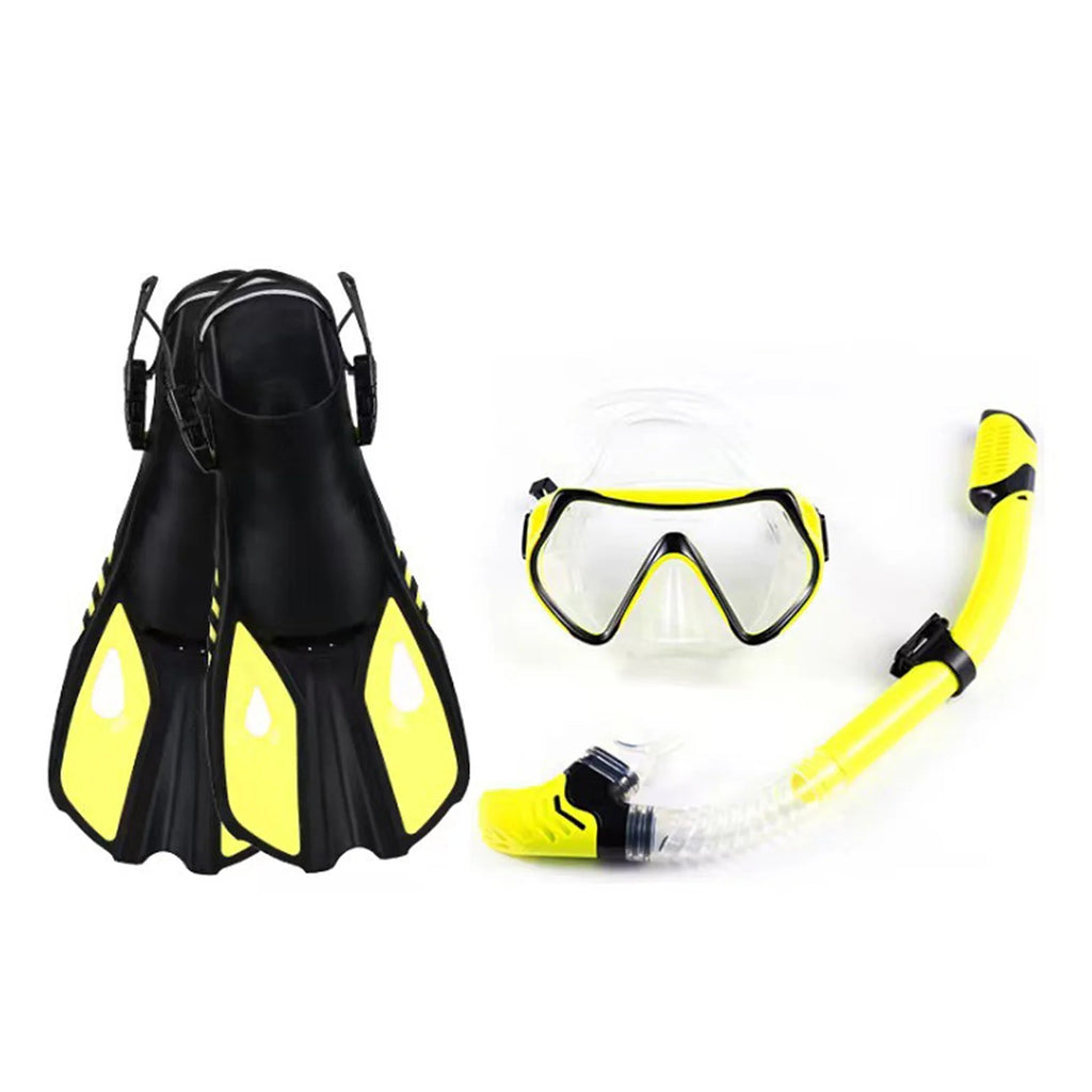 Diving Goggles, Snorkel And Adjustable Fins U691440