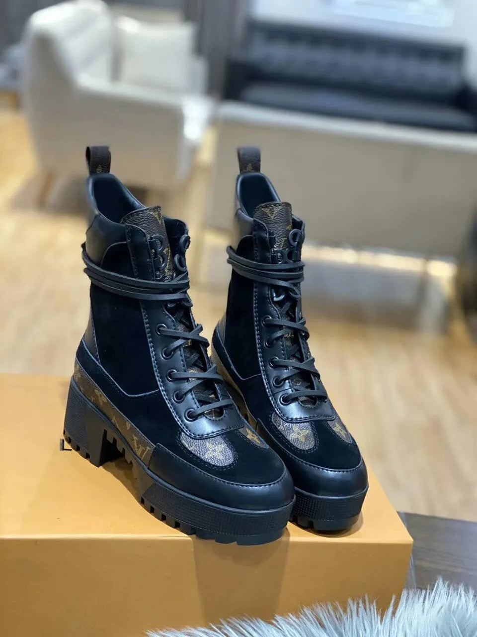 Black Patent Desert Boot C8170