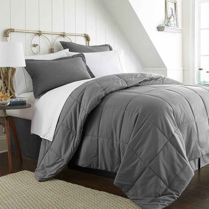 8 Piece Bed in A Bag C79207