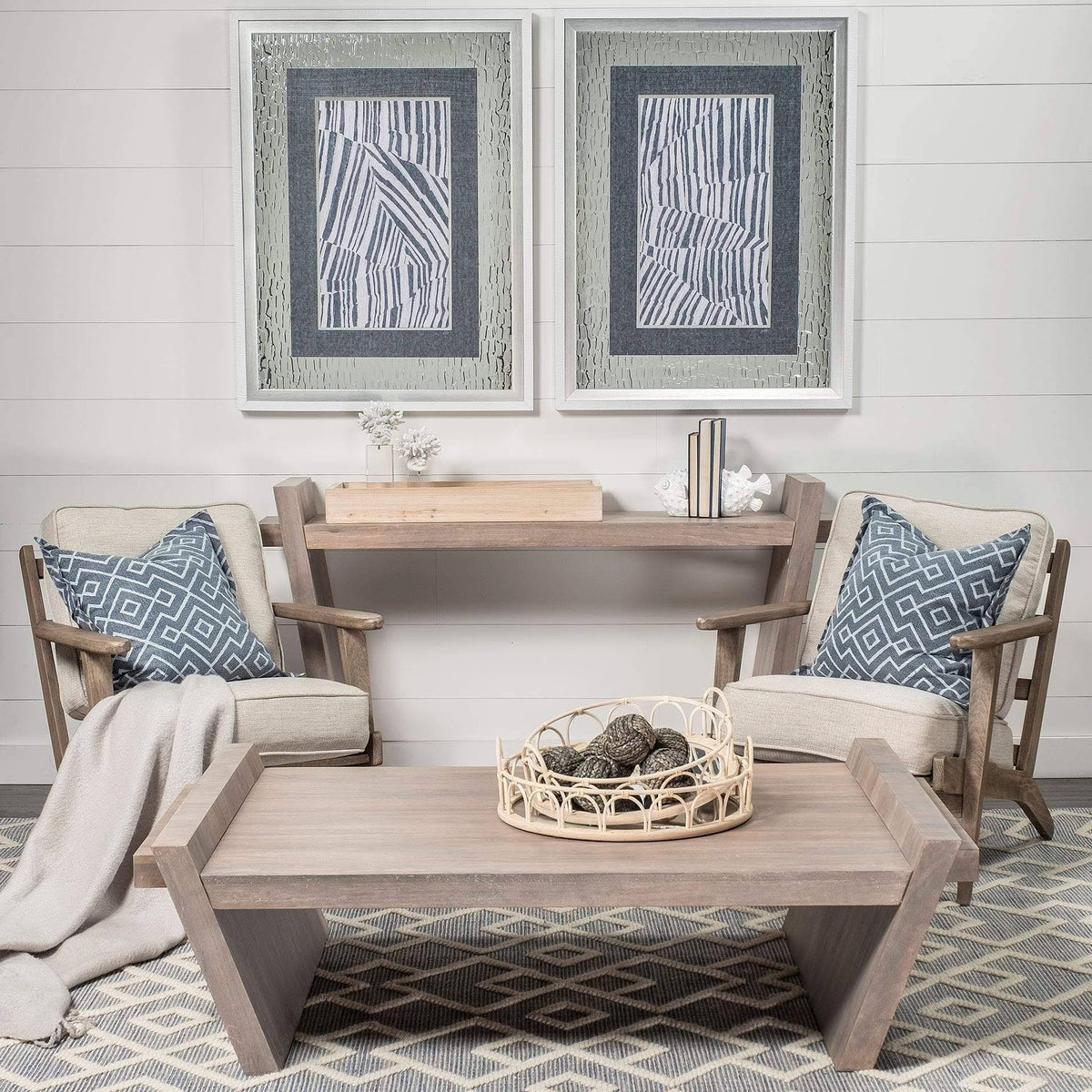 Small Coastal Decorative Object E582523