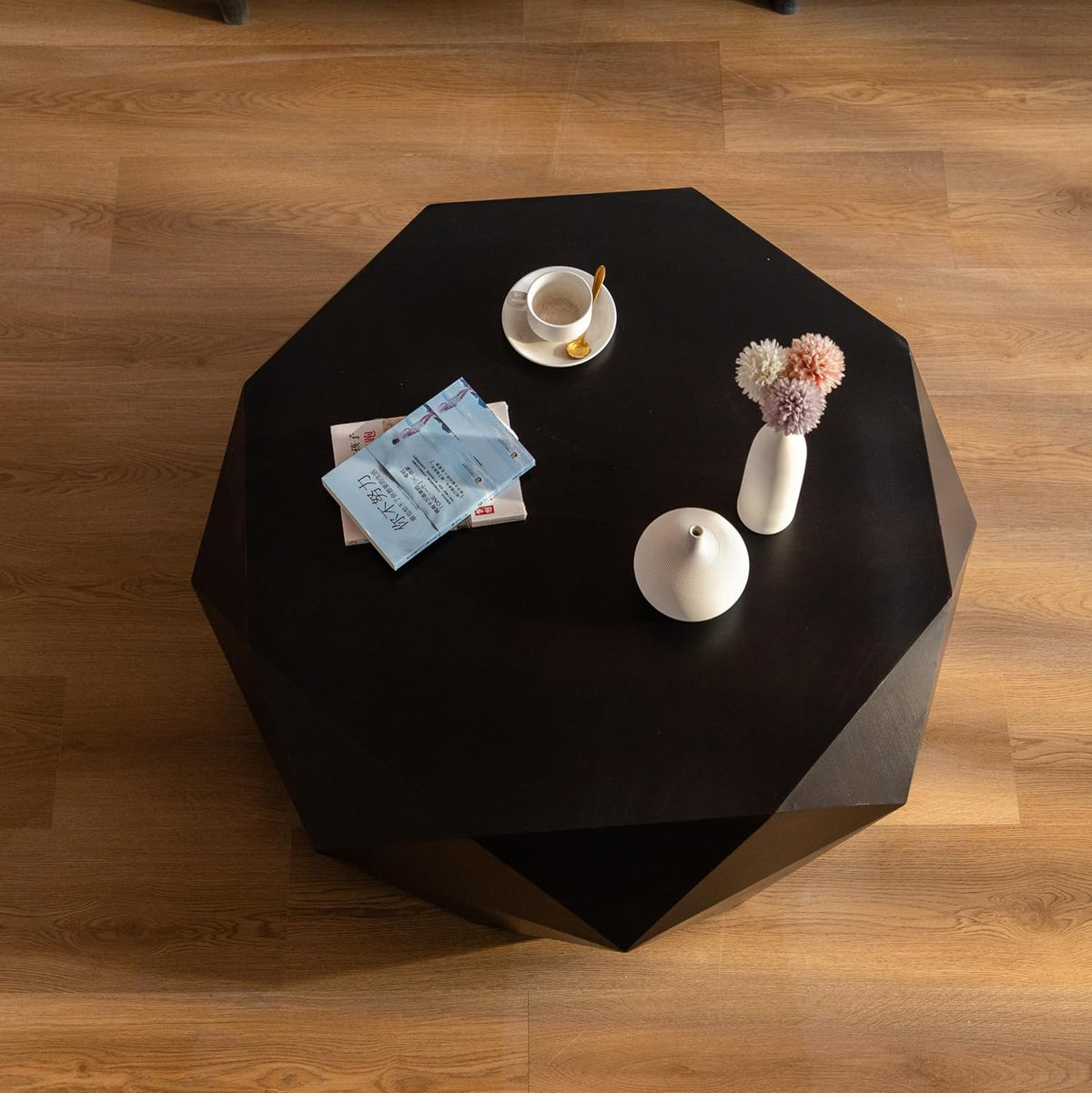 Black Round Wood Coffee Table N520921