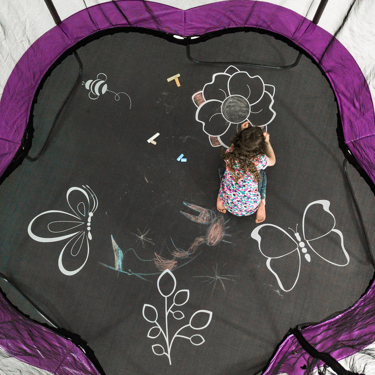 11' Trampoline with Enclosure E15178