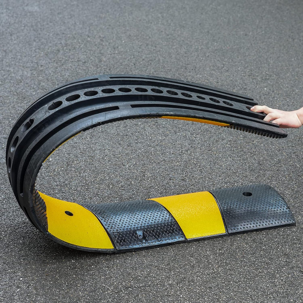 6FT Rubber Modular Speed Bump with 4 Bolts Q618347
