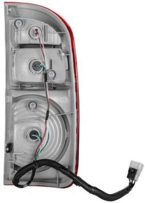 Toyota Tundra Tail Light 2004 2005 2006 Passenger Side L8789