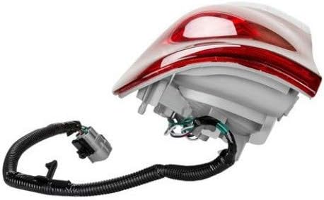Toyota Tundra Tail Light 2004 2005 2006 Passenger Side L8789