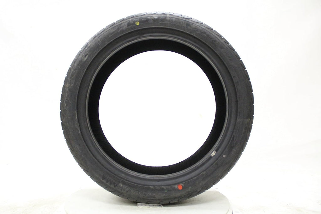 255/35ZR18 Performance Tire O744