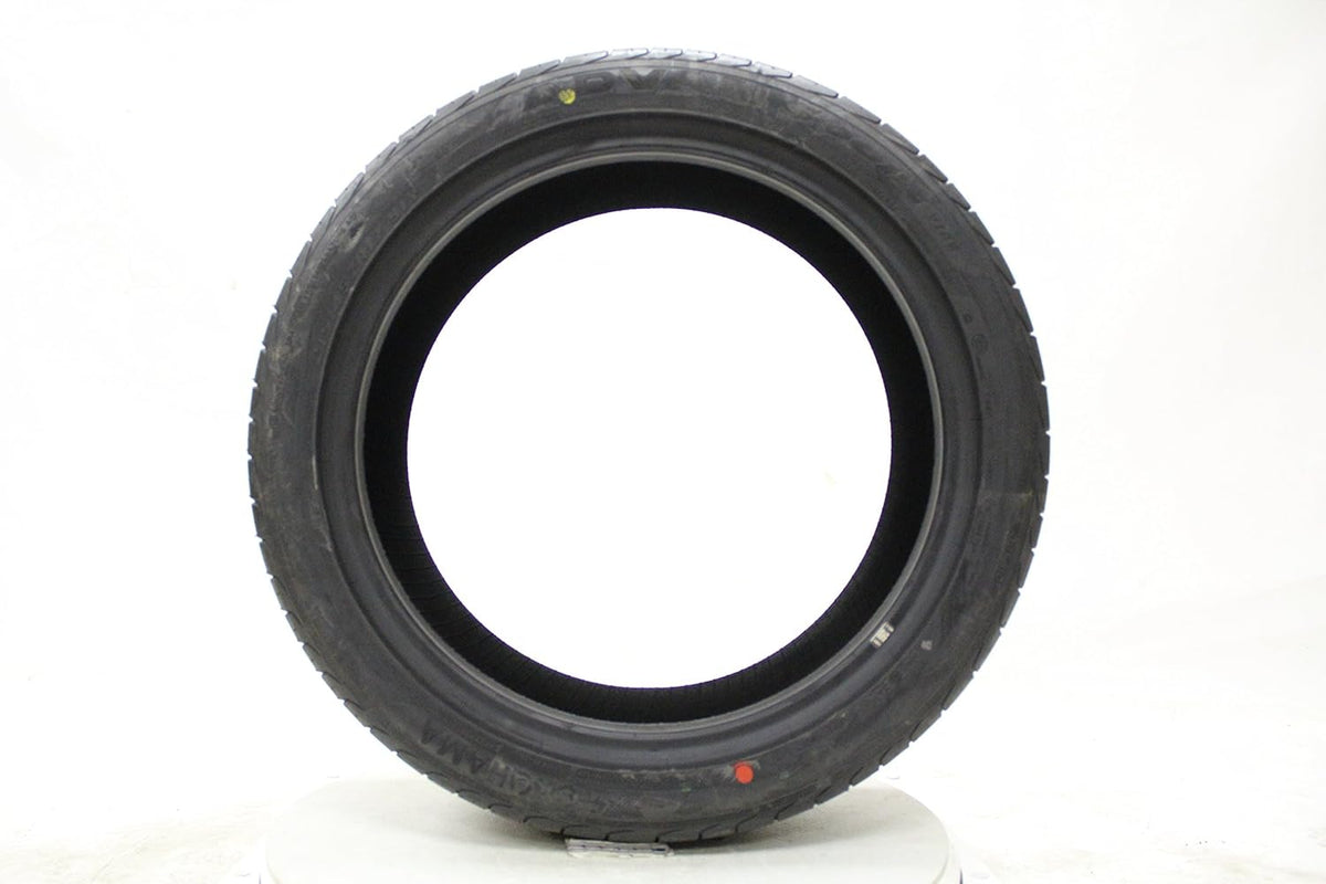255/35ZR18 Performance Tire O744