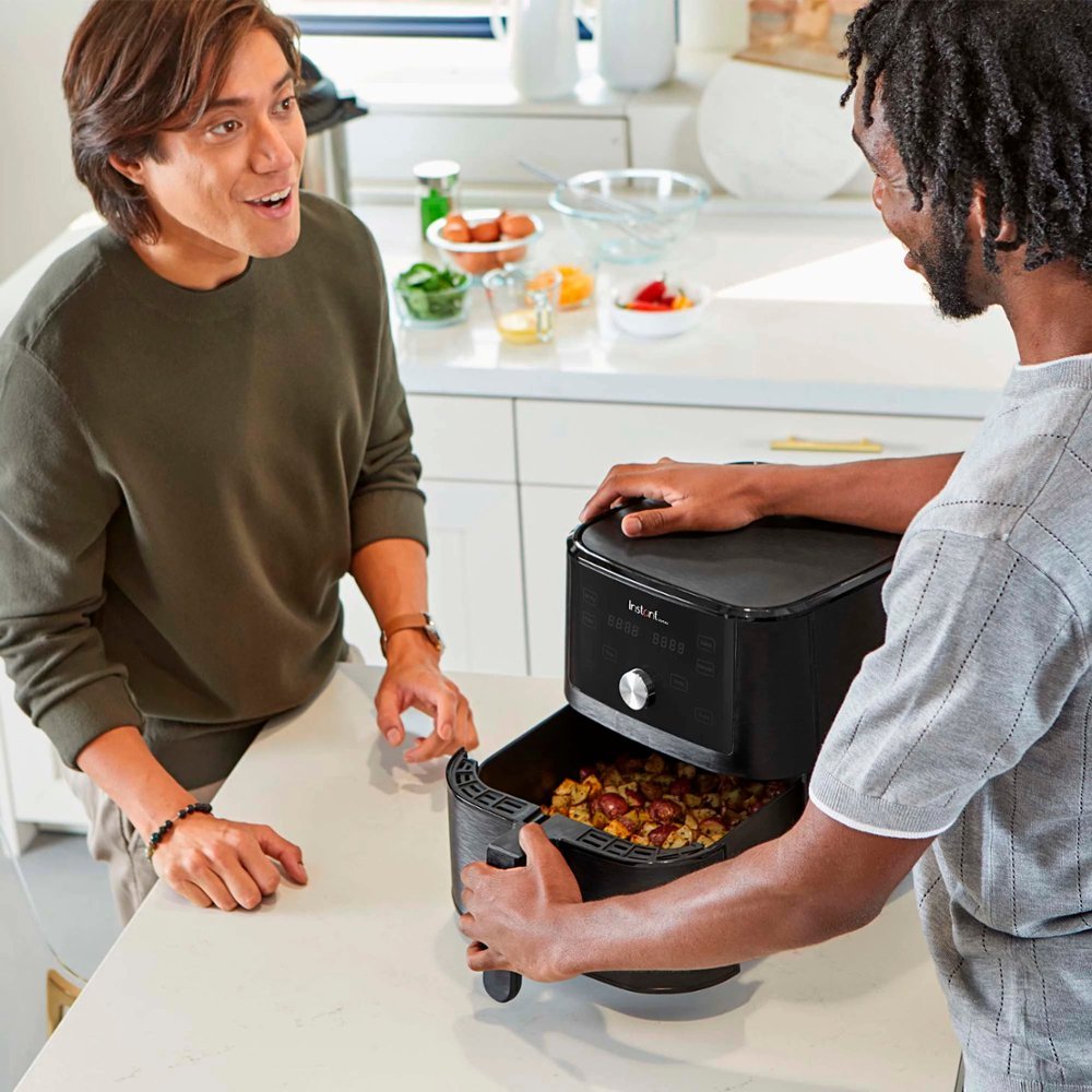 6 Quart 4-in-1 Air Fryer Oven Black M142874