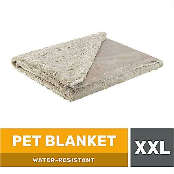Water-Resistant Pet Blanket U9136