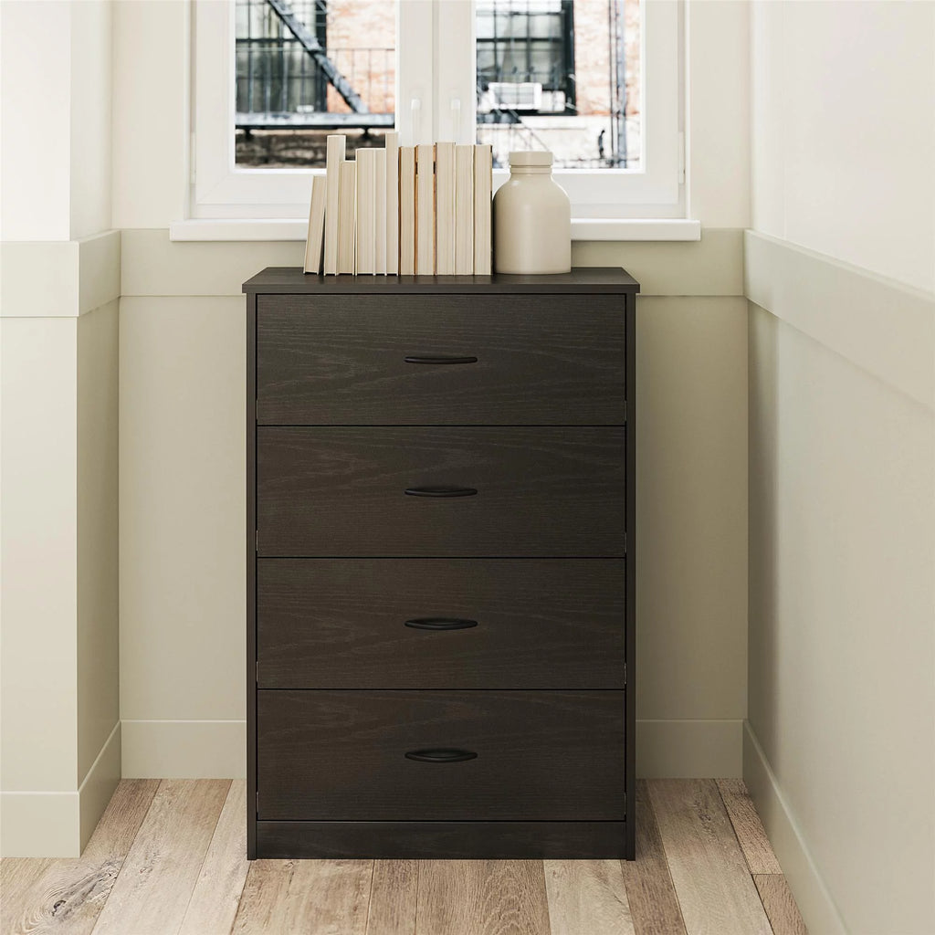 Black Oak 4 Drawer Dresser O17028