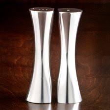 Silver Salt and Pepper Shaker Set of 2 I543