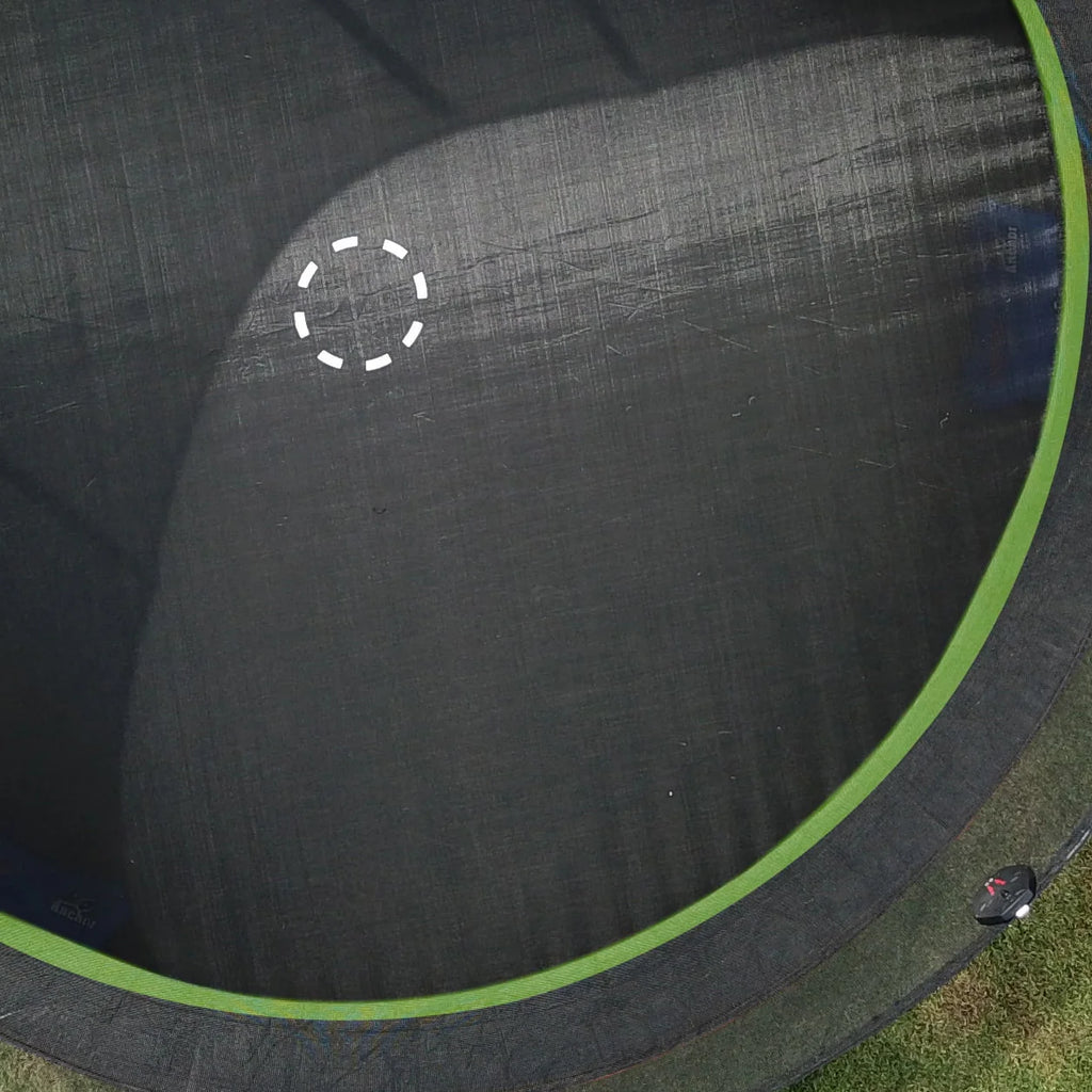 14ft Trampoline with Enclosure R2583